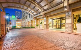Holiday Inn Baltimore-Inner Harbor